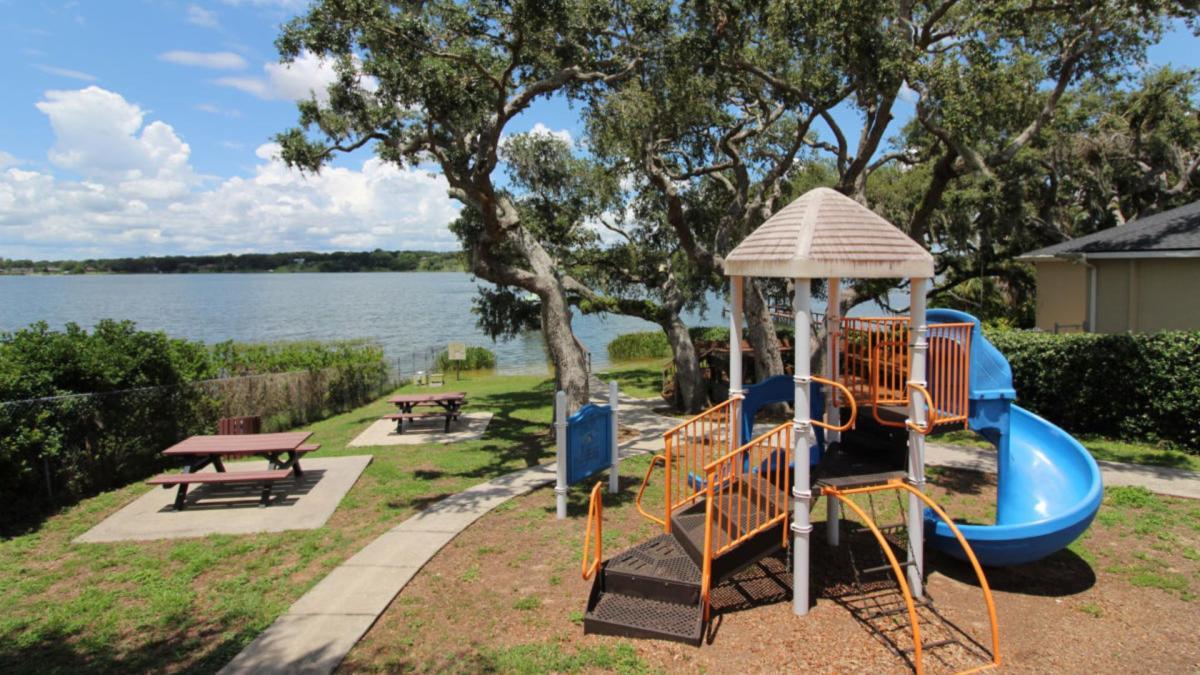 Junto a un lago, esta ciudad en Florida es una de las mejores visitas en el sur de los Estados Unidos.