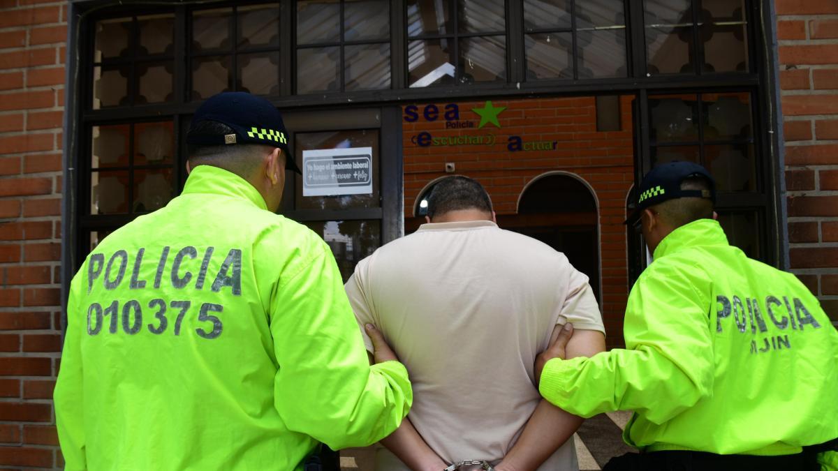 El hombre de 50 años fue capturado por el abuso sexual de sus tres familiares, incluidos dos menores