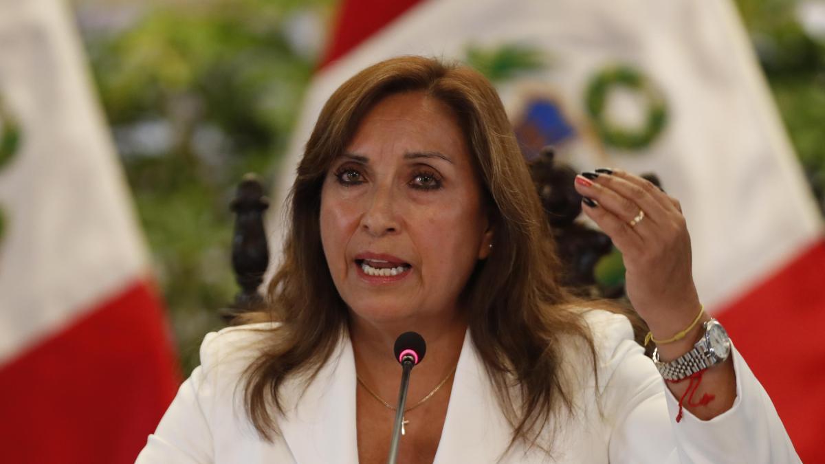 ¿Por qué el presidente de Perú nombra a su octavo ministro interior y sala de economía en dos años y medio?