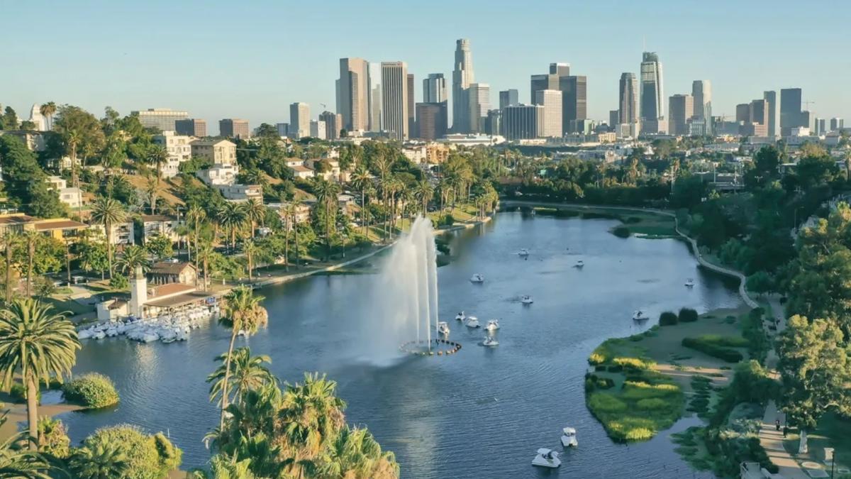 Las verdaderas razones por las que tantos se mudan de California a Florida