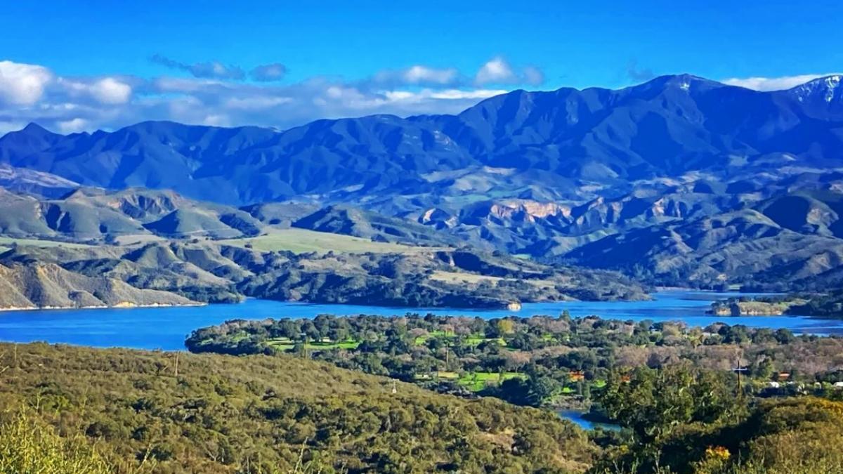 Pronto pudieron nadar en este hermoso lago en California: fue prohibido desde 1953