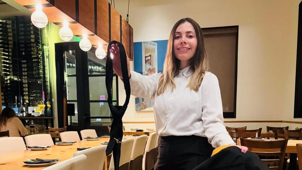 Colombiano dejó su trabajo como camarera en los Estados Unidos y dio un reflejo: «un poco más grande»