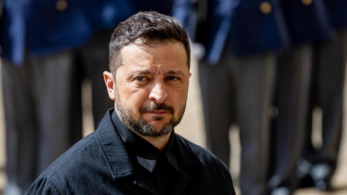 Volodimir Zelenski sugiere diálogos de armas con Rusia