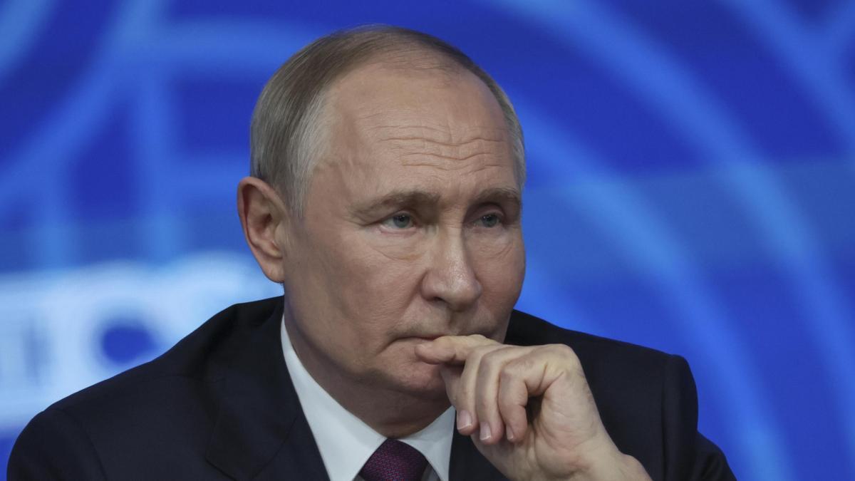 El presidente Vladimir Putin no aparece en la delegación rusa sobre negociaciones con Ucrania en Türkiye