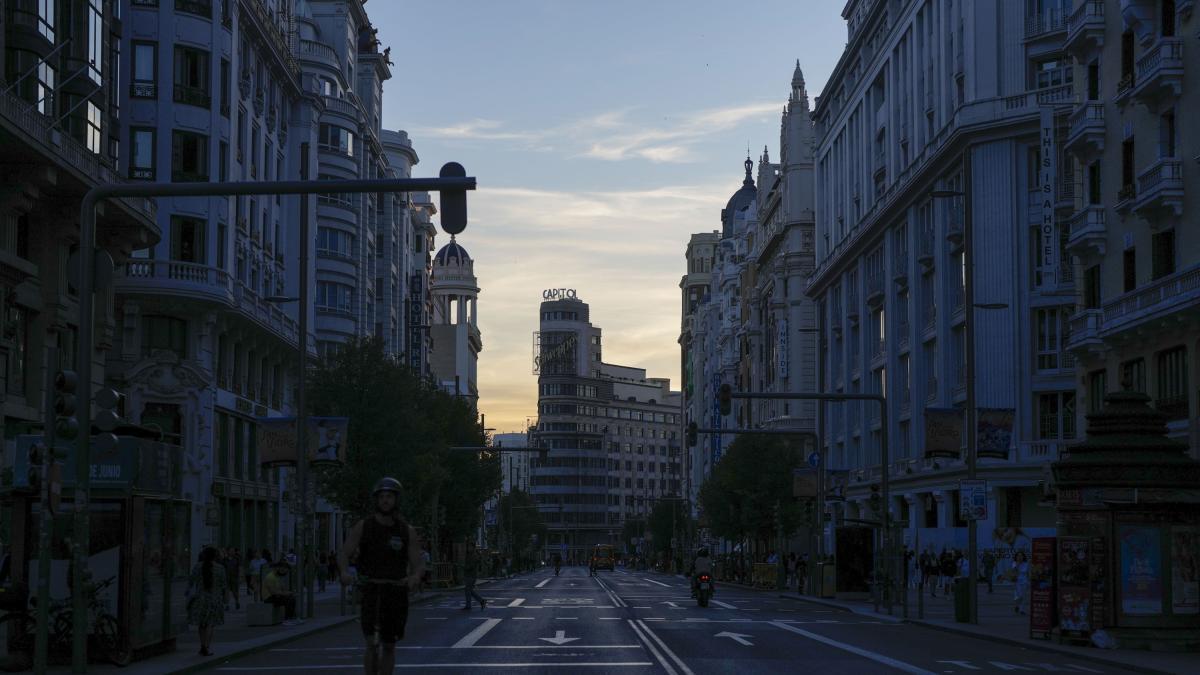 España excluye que un ataque cibernético ha causado mucho apagón, pero las causas aún son desconocidas