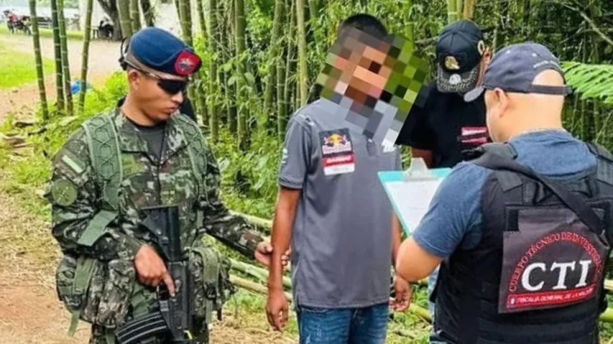 Este es el supuesto disidente de FARC indicado para ataques con explosivos contra el ejército en el sur de Kauce

 – Desde dentro