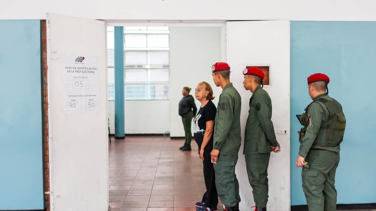 La abstinencia marca el día de la elección regional y legislativa en Venezuela: ¿Qué sigue ahora?

 – Desde dentro