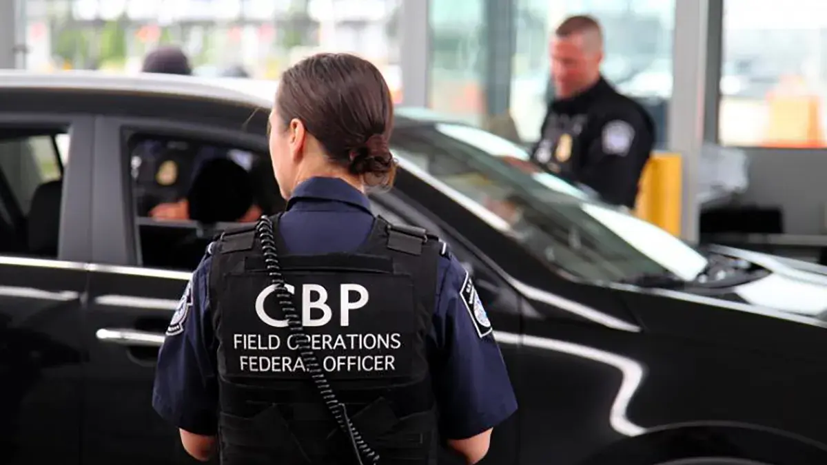 Querían abandonar los Estados Unidos. Con algo que vale casi 1 millón de dólares, pero CBP los descubrió y tomó medidas sobre el tema