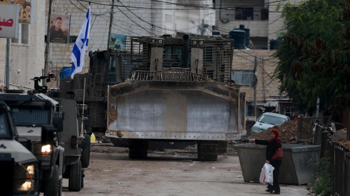 Una delegación árabe condena la «prohibición» de Israel a su visita a Cisjordania

 – Desde dentro
