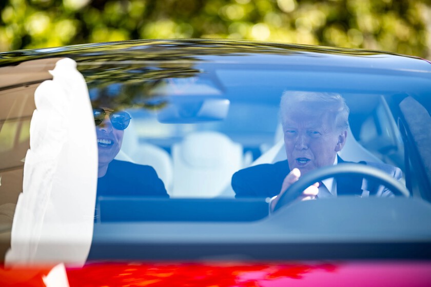 La lucha entre «gigante» significa que Tesla se derrumba y pierde 100,000 millones en unas pocas horas

 – Desde dentro
