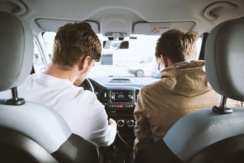 ¿Qué autos pueden circular y qué descansar el 14 de junio?

 – Desde dentro