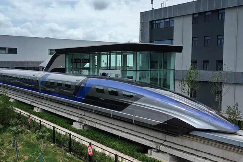650 km/h en siete segundos

 – Desde dentro