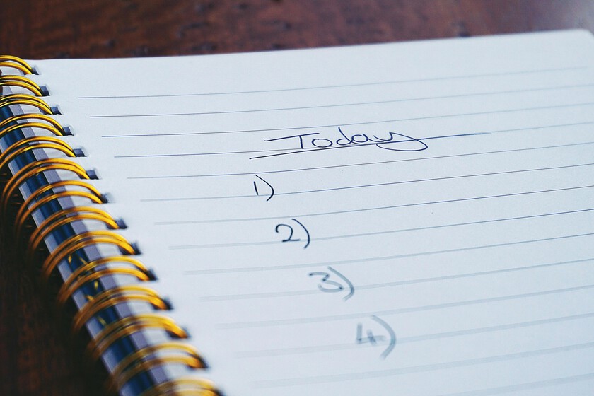 Una lista de seis tareas

 – Desde dentro