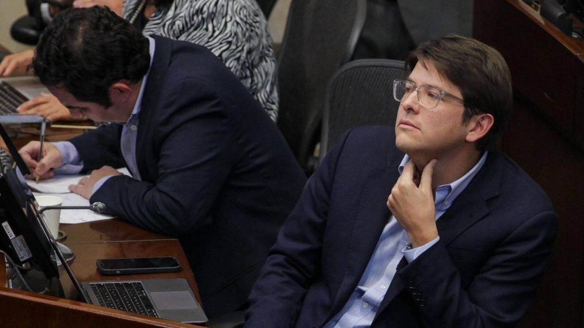 Las autoridades de Valle del Cauca se unieron a sus votos para rechazar el ataque al senador de Turbay Miguel Uribe

 – Desde dentro