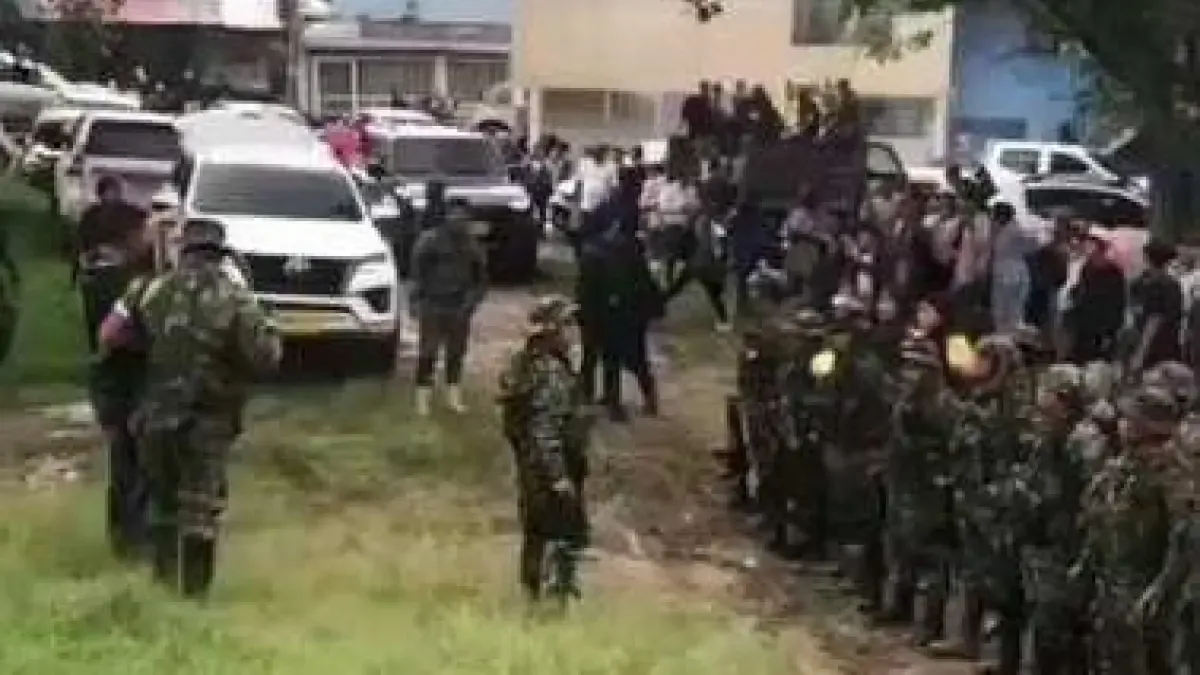 Los disidentes obligaron a los habitantes de Jambaló a participar en el funeral del apodo Choling

 – Desde dentro