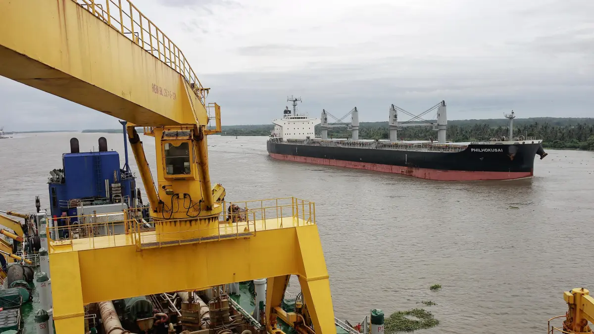 Barranquilla mantiene 10.4 metros de boceto histórico en el canal de acceso al área del puerto

 – Desde dentro