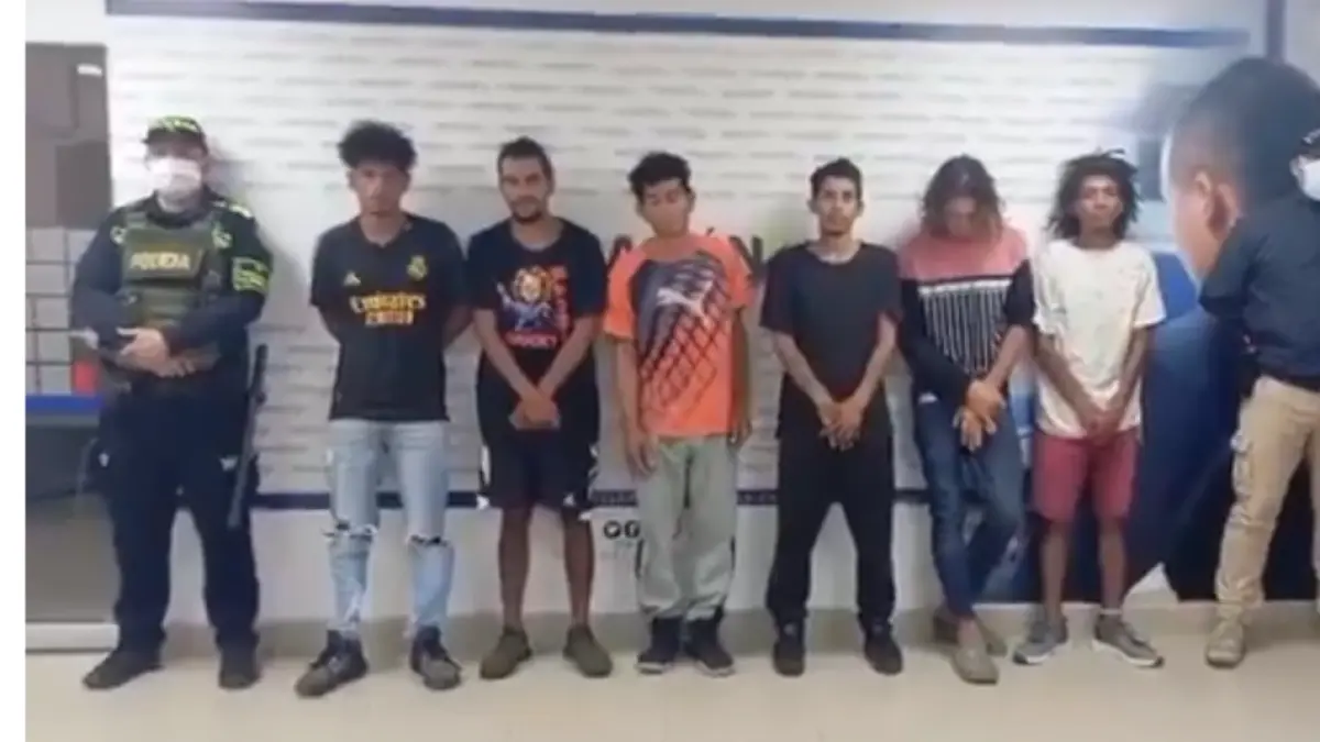 El alcalde de Bucaramanga envía fuertes noticias después de la deportación de seis migrantes con antecedentes penales integrales.

 – Desde dentro