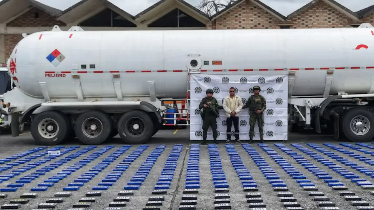 Toman más de una tonelada de cocaína escondida en Tractocamión en el Pan -arman, Cauca

 – Desde dentro