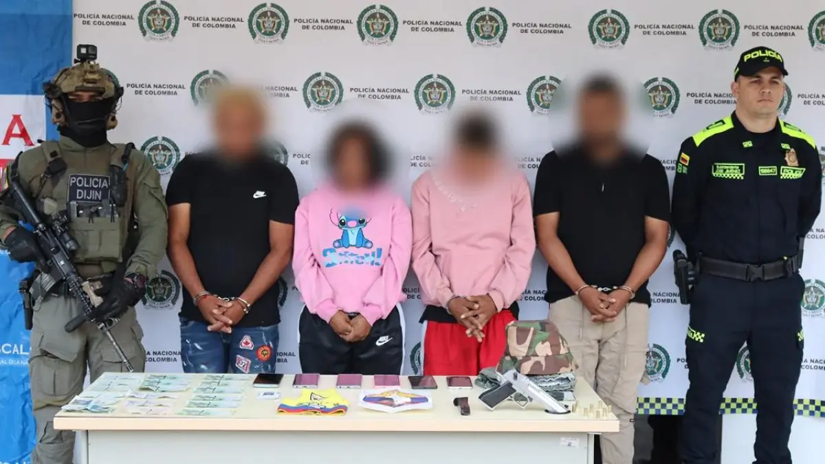 De esta manera, 4 presuntos disidentes bajo las órdenes del alias Marlon atacaron en Jamundí con explosivos

 – Desde dentro