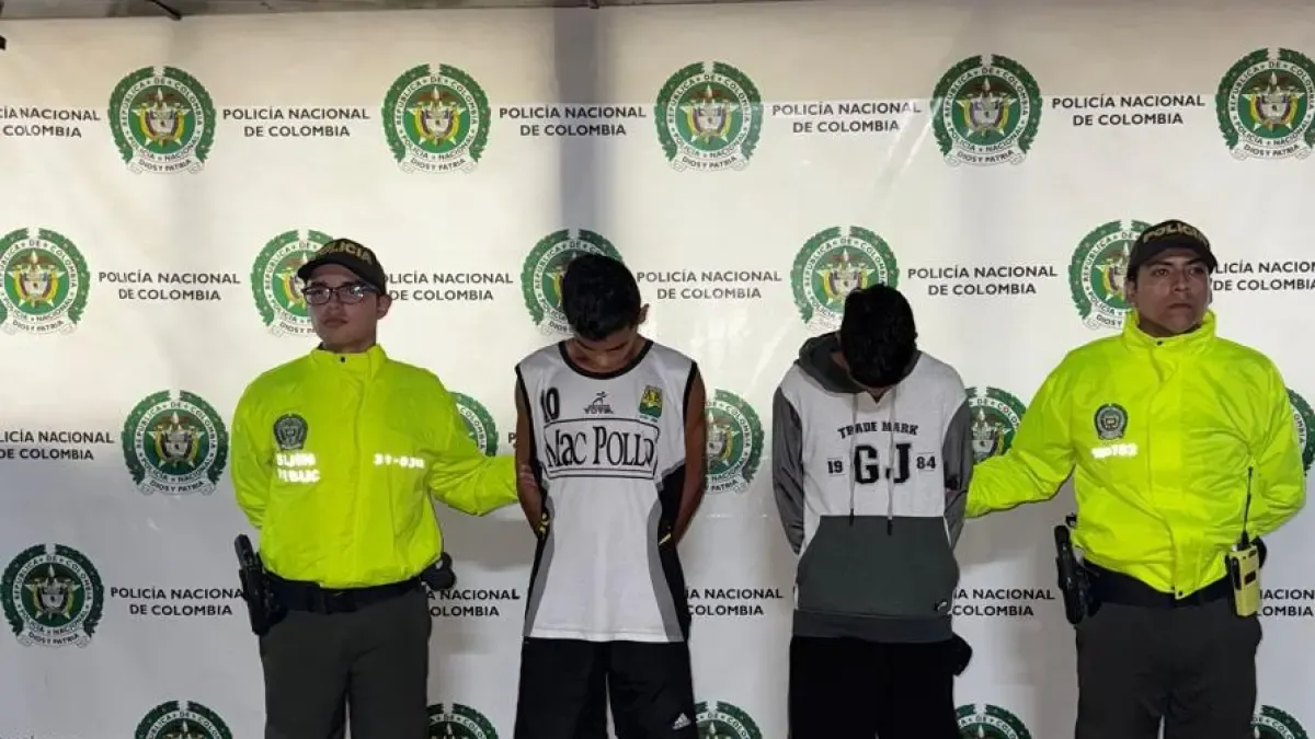 «Carlos» y «Camilo» fueron capturados en Bucaramanga

 – Desde dentro