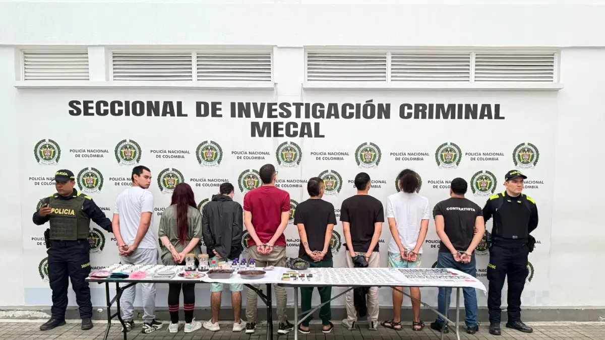 Cayó en todo el rojo, que vendió de pasteles con marihuana a cocaína, a través de las redes sociales

 – Desde dentro