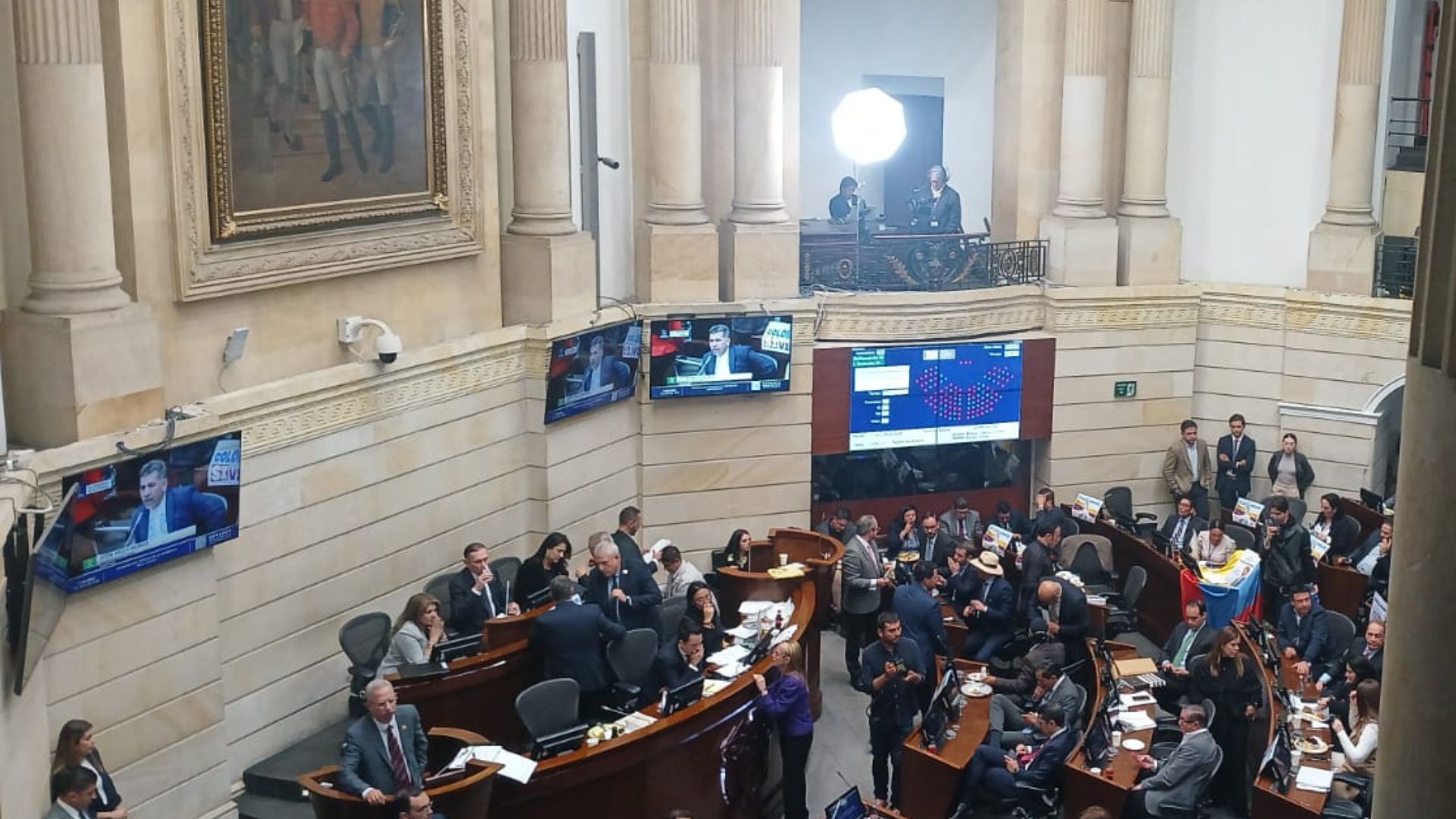 Senado se le ha otorgado reformas laborales

 – Desde dentro