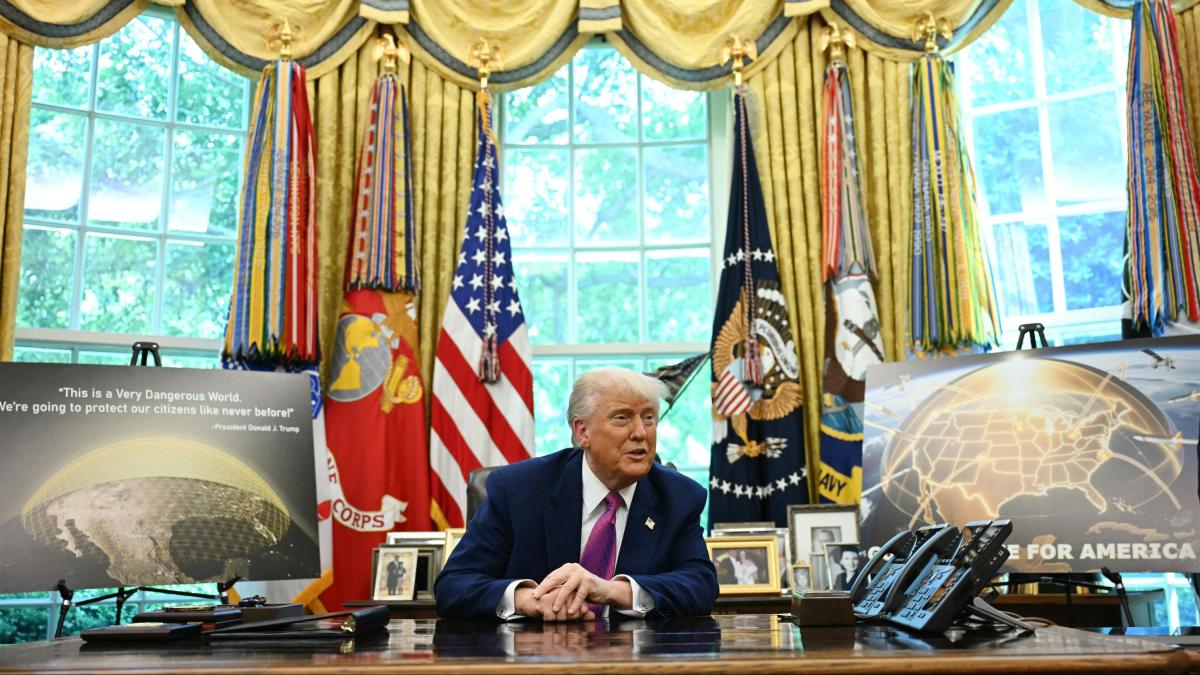 Donald Trump prohíbe la entrada a los Estados Unidos desde 12 países, esta es la lista completa

 – Desde dentro