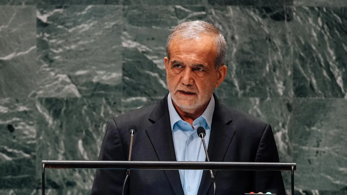 El presidente de Irán aprueba la ley a través de la cual se apaga la cooperación con Oiea

 – Desde dentro