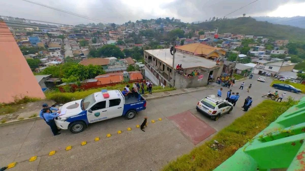 Matan en honduras a periodista salvadoreño que tenía protección estatal

 – Desde dentro