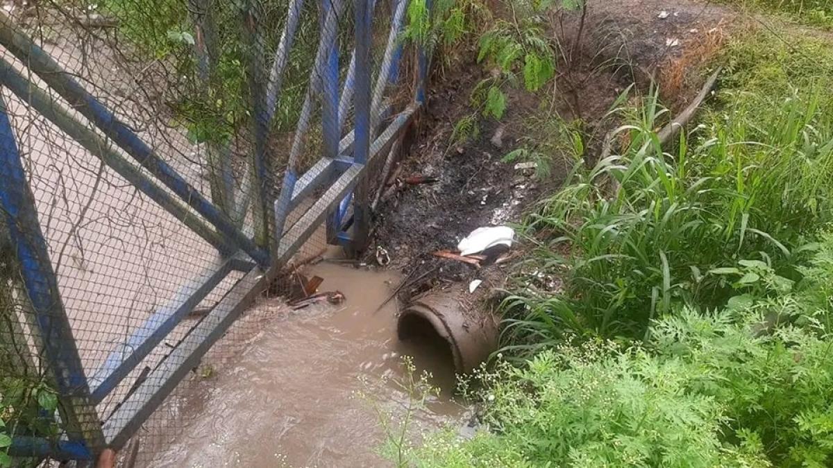 Tragedia en Pereira A pesar de salvar, un niño de dos años que cayó sobre una pipa cuando jugó, murió en el hospital

 – Desde dentro