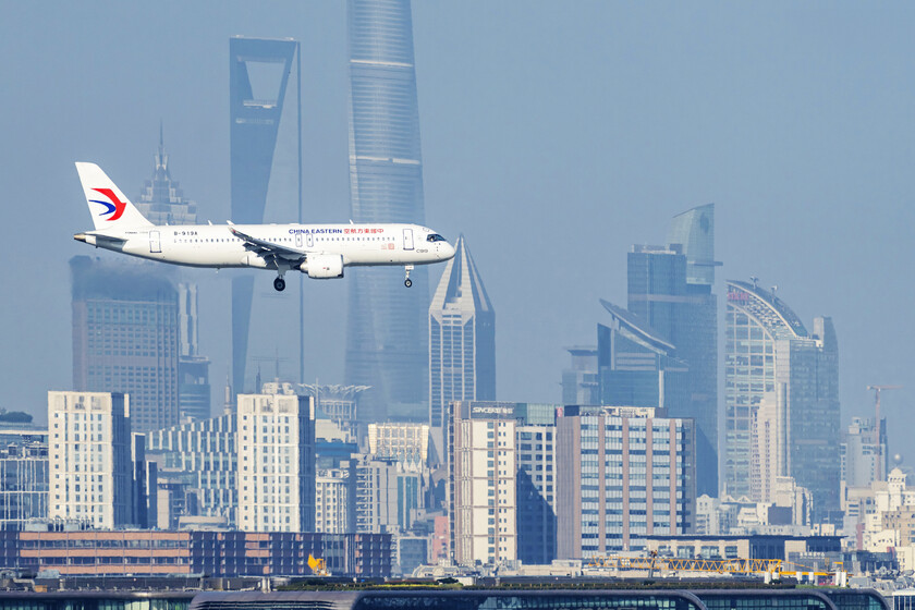 La guerra comercial entre China y los Estados Unidos también va de aviones. El C919 Comac ya amenaza el futuro de Boeing y Airbus

 – Desde dentro