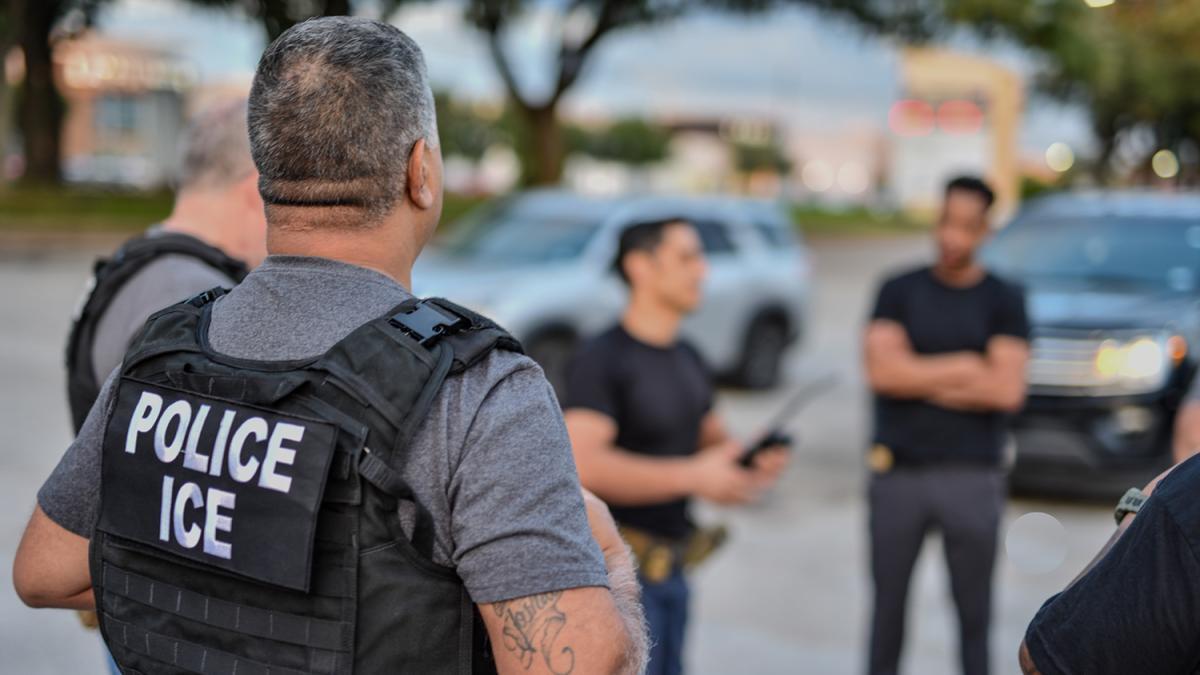 Acusan a esta compañía de cooperar con el arresto de migrantes en California

 – Desde dentro