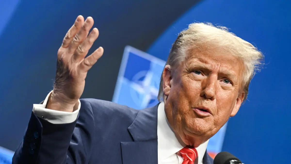 El presidente Donald Trump amenaza con introducir tareas aduaneras adicionales del 10 % a los países que se adaptan a los BRIC

 – Desde dentro