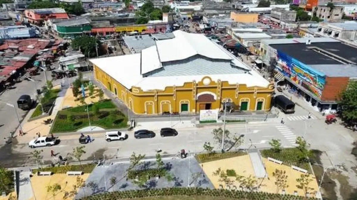 Historia, inversiones y reelvierte en el Centro Histórico

 – Desde dentro