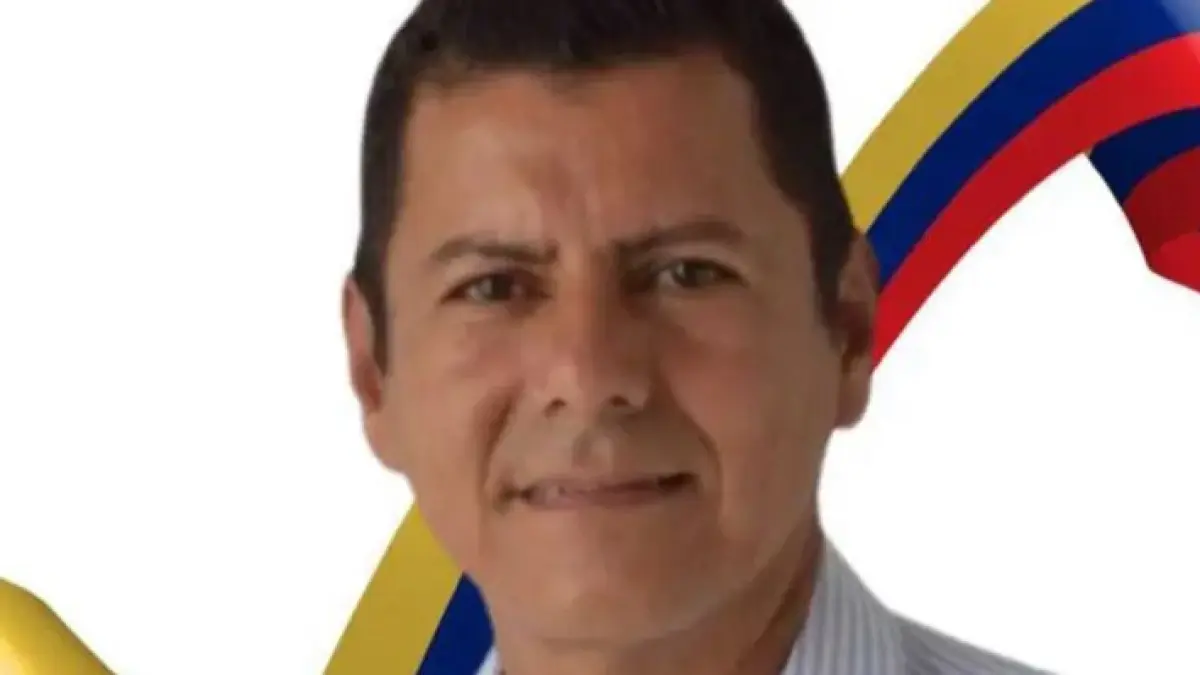 Líder social secuestrado en Santa Rosa, al sur de Bolívar, lo llevó de casa, al menos 10 hombres armados

 – Desde dentro