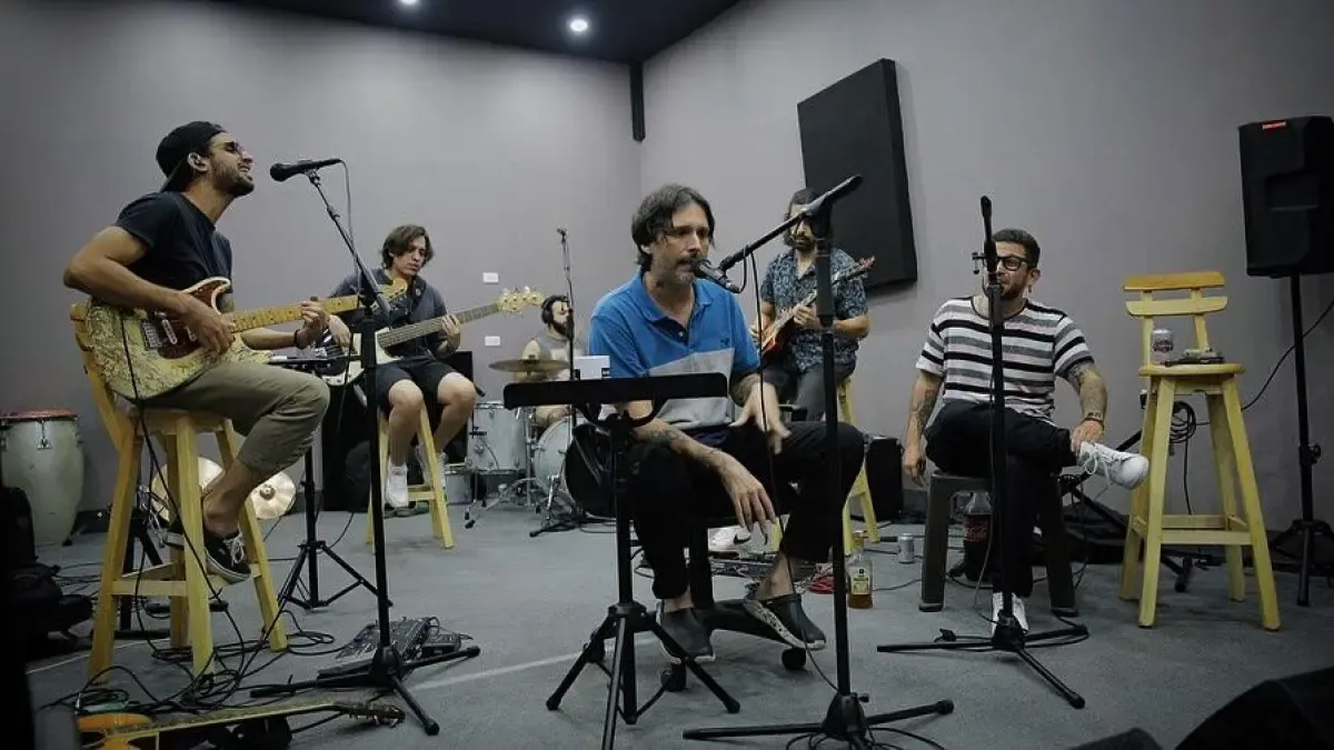El vocalista de «The Inside» fue filmado en el norte de Barranquilla: ¿Por qué lo lastimaron?

 – Desde dentro