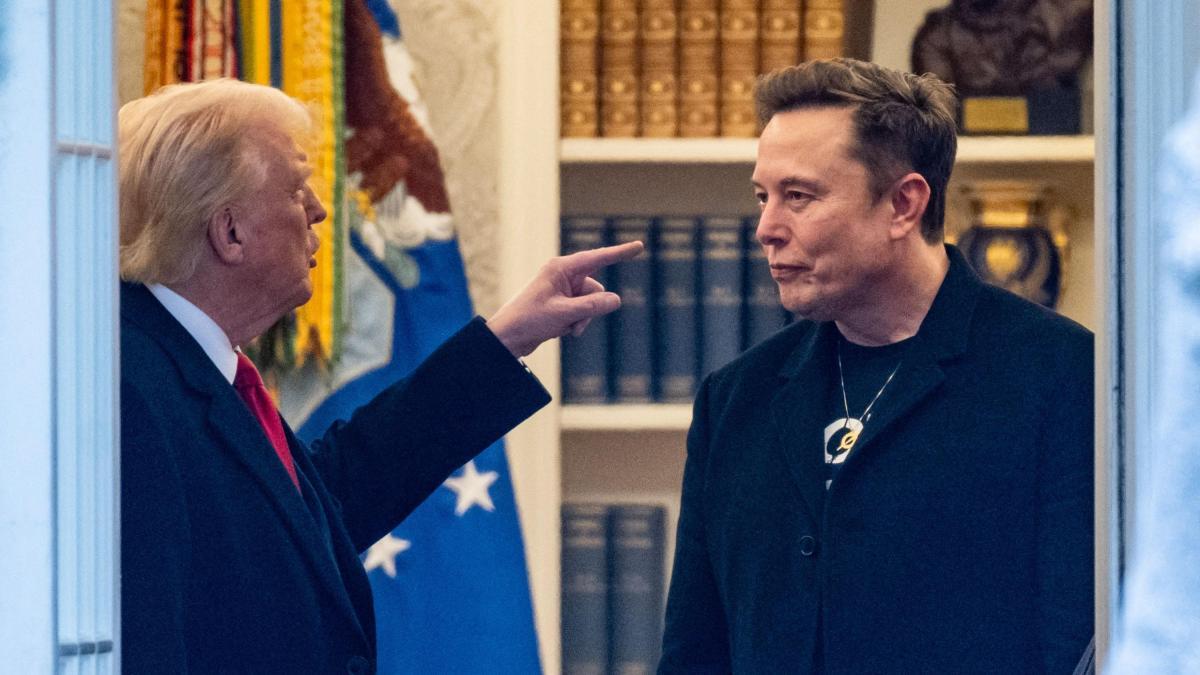 Elon Musk advierte a los legisladores republicanos que perderán las primarias ‘si apoyan el proyecto fiscal de Trump

 – Desde dentro