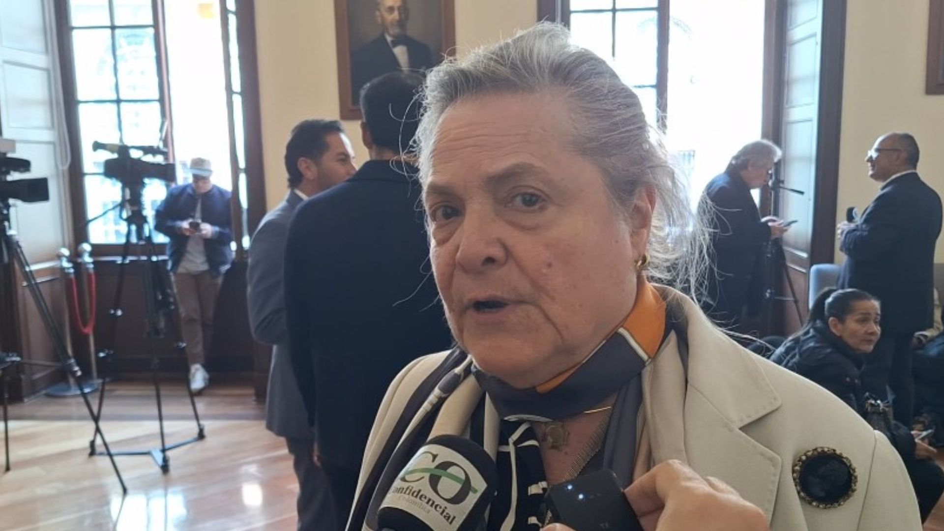 Clara López advierte: «Ningún gobierno de reforma fiscal tendrá que pedir prestado»

 – Desde dentro