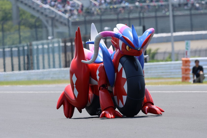 Honda actuó en una pista de carreras japonesas con una motocicleta Pokémon. En realidad, el progreso estaba oculto que va mucho más allá del juego

 – Desde dentro