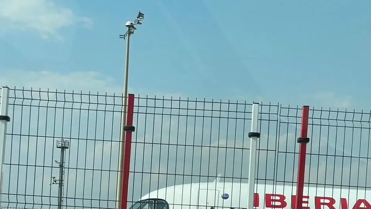 Vuelo 579 de Iberia tuvo que regresar a Barajas después de un accidente al principio

 – Desde dentro