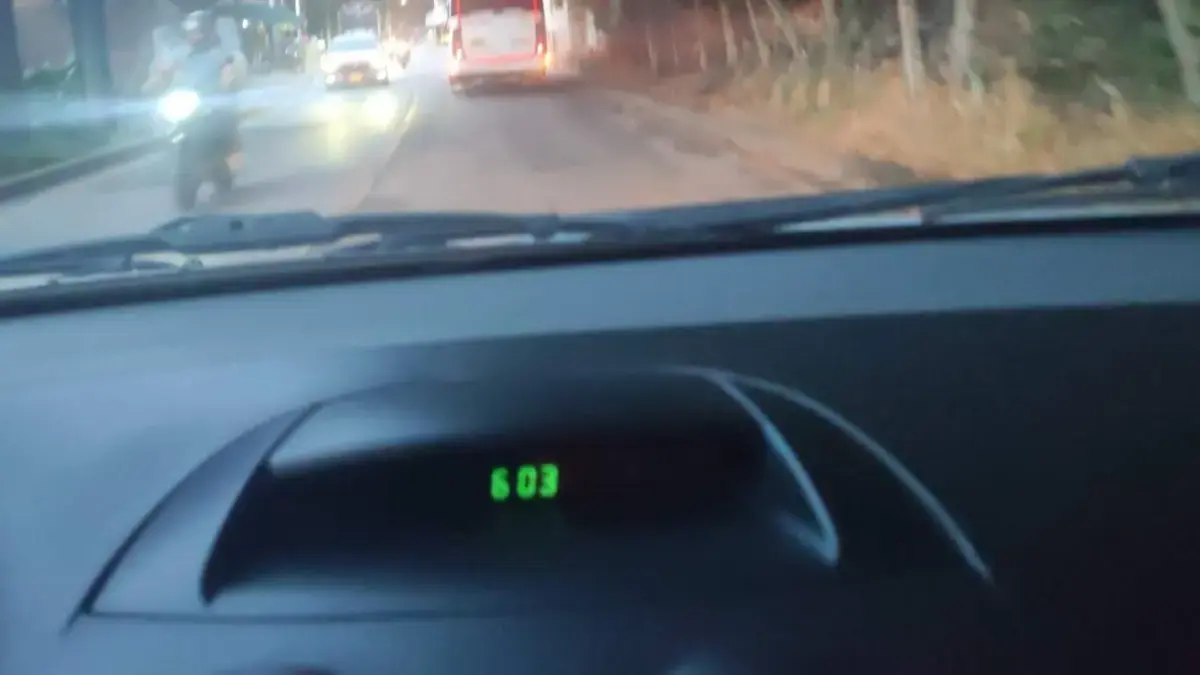 La atacaron con un destornillador y la arrojaron al camino después del robo

 – Desde dentro