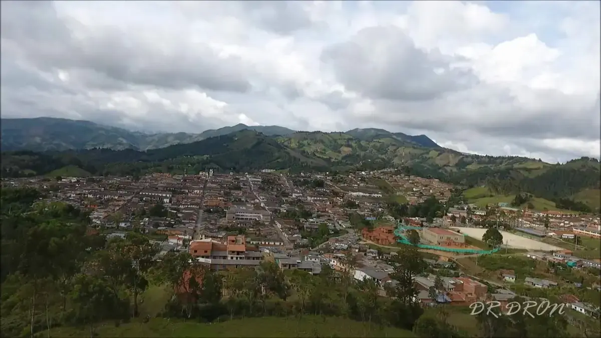 Violencia en Abejoral, condenando un ataque armado y desplazamiento forzado

 – Desde dentro