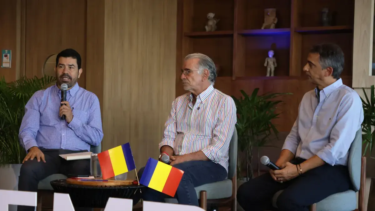 «Desarrollo de motores caribeños» sigue una hoja de ruta regional con autonomía, inversión y cultura en el Centro de debate

 – Desde dentro