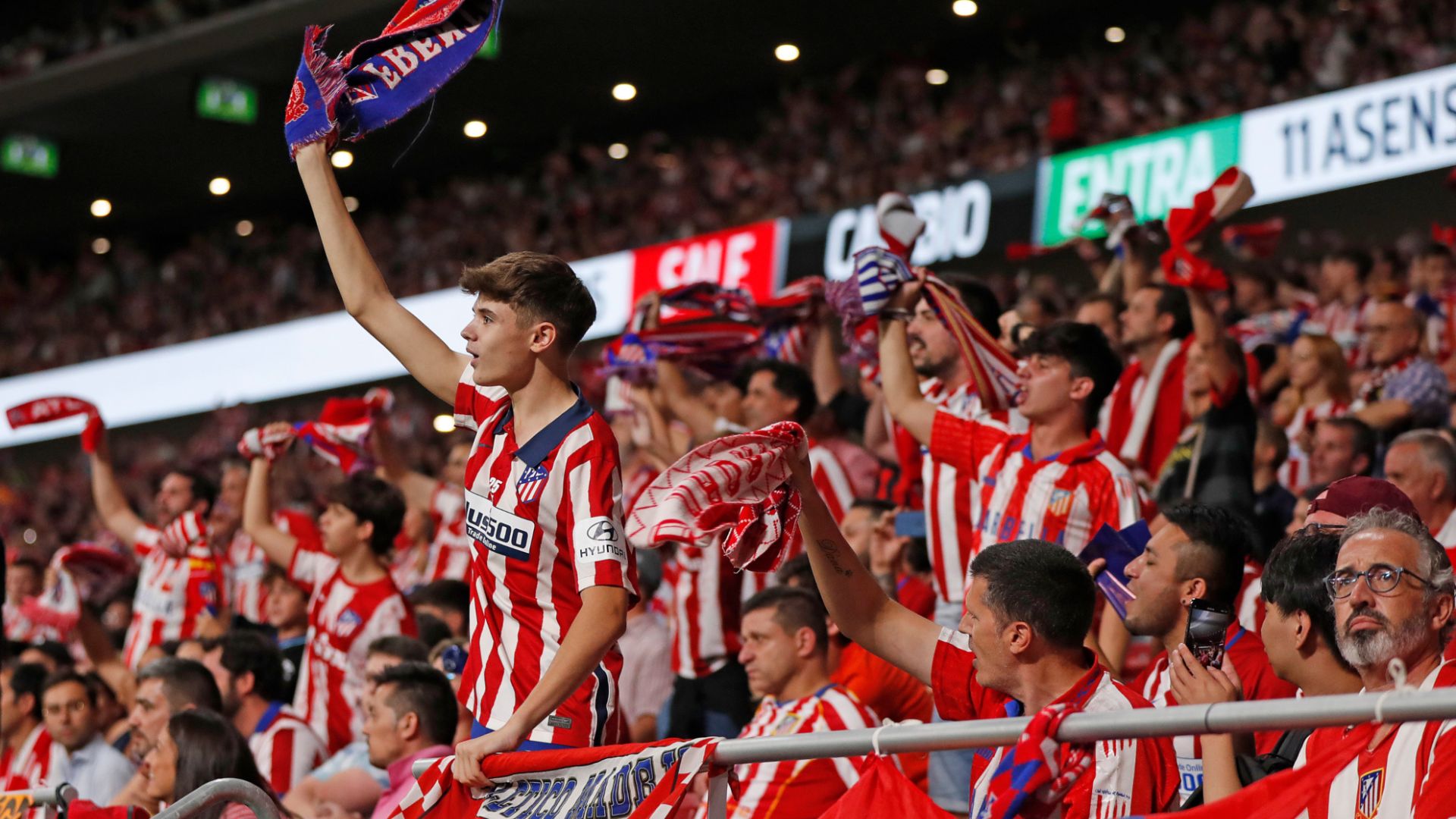 Atlético de Madrid continúa dibujando

 – Desde dentro