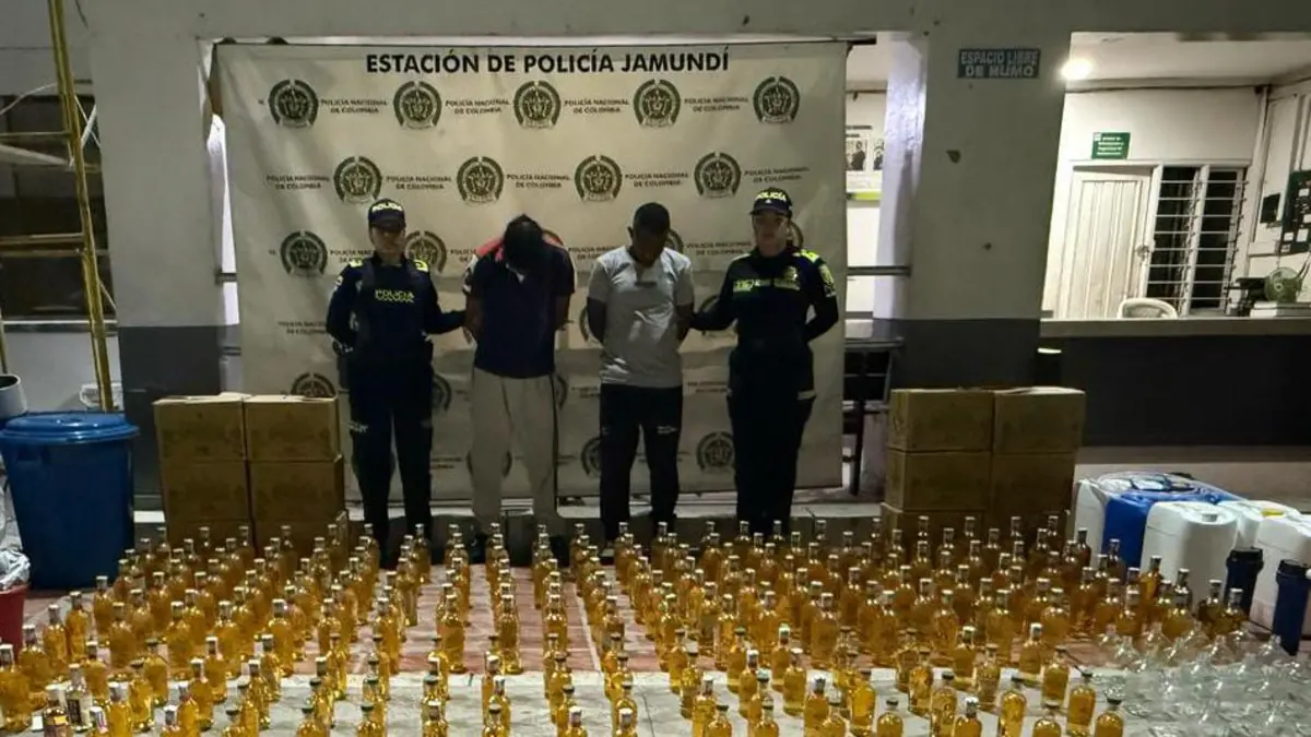 De esta manera, desmanteló una destilería secreta con una ocupación de 496 botellas

 – Desde dentro