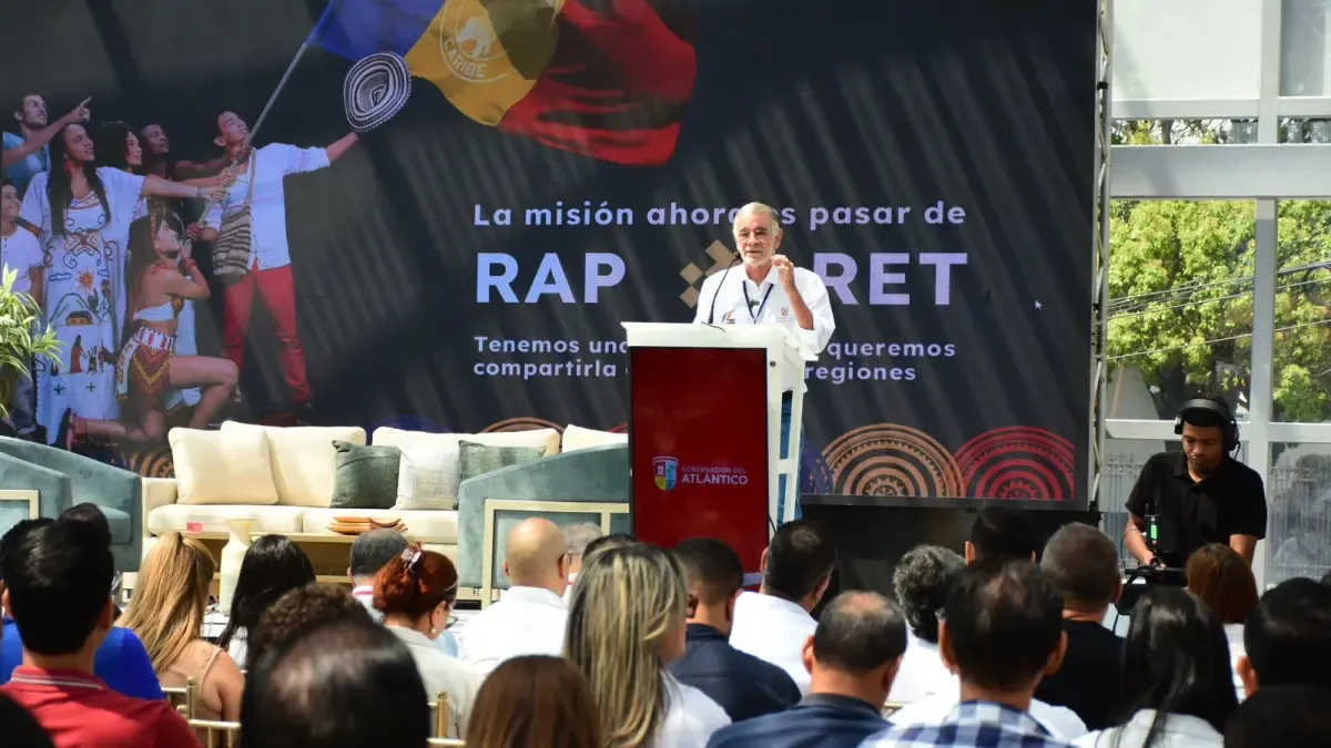 Eduardo Summer insiste en la creación del gerente de energía del Caribe para garantizar 1500 megavatios en cinco años

 – Desde dentro