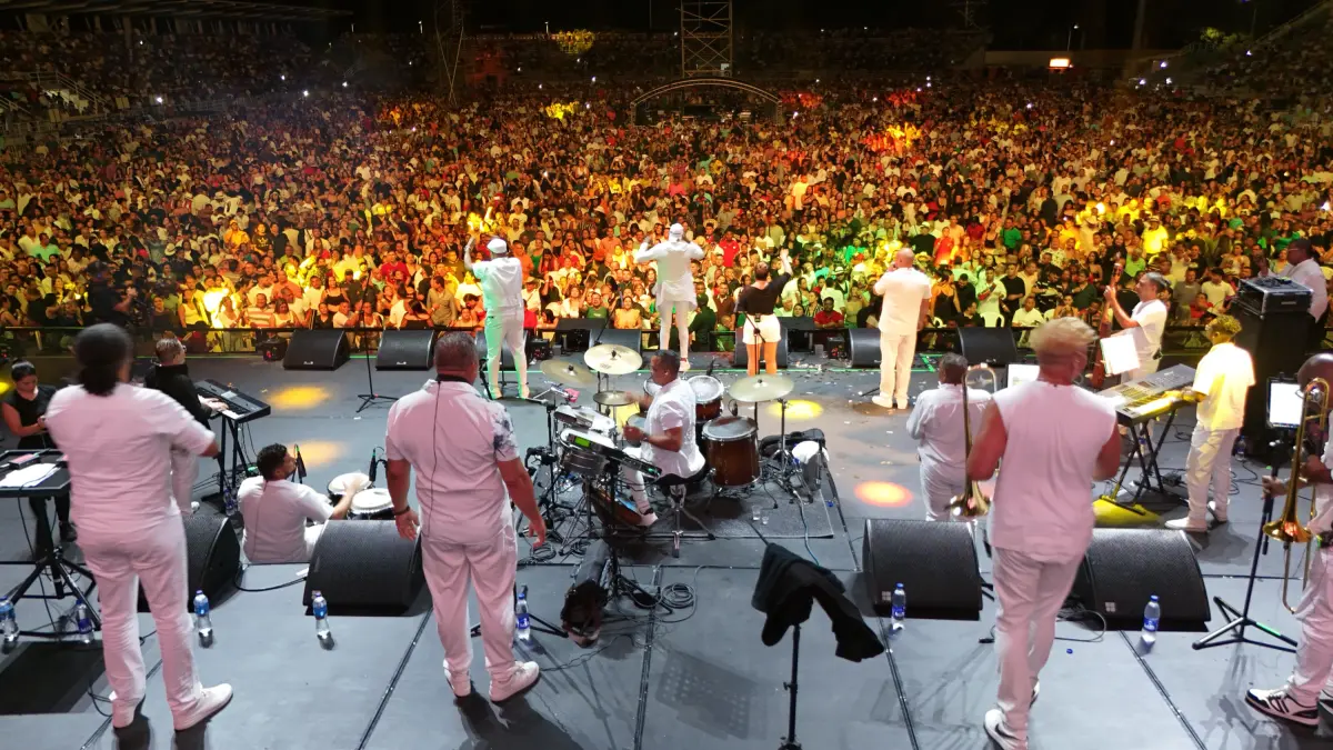 Festival Nacional de Agricultura

 – Desde dentro