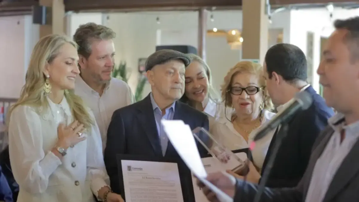 Fue la última celebración de los 50 años del conocido restaurante «El Rancherito» con sus dueños, una pareja que murió en un accidente fatal

 – Desde dentro