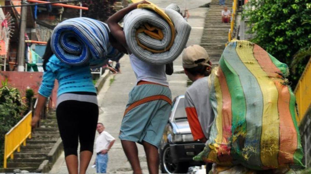 La oficina del portavoz advierte el desplazamiento forzado en anorí, luchando

 – Desde dentro