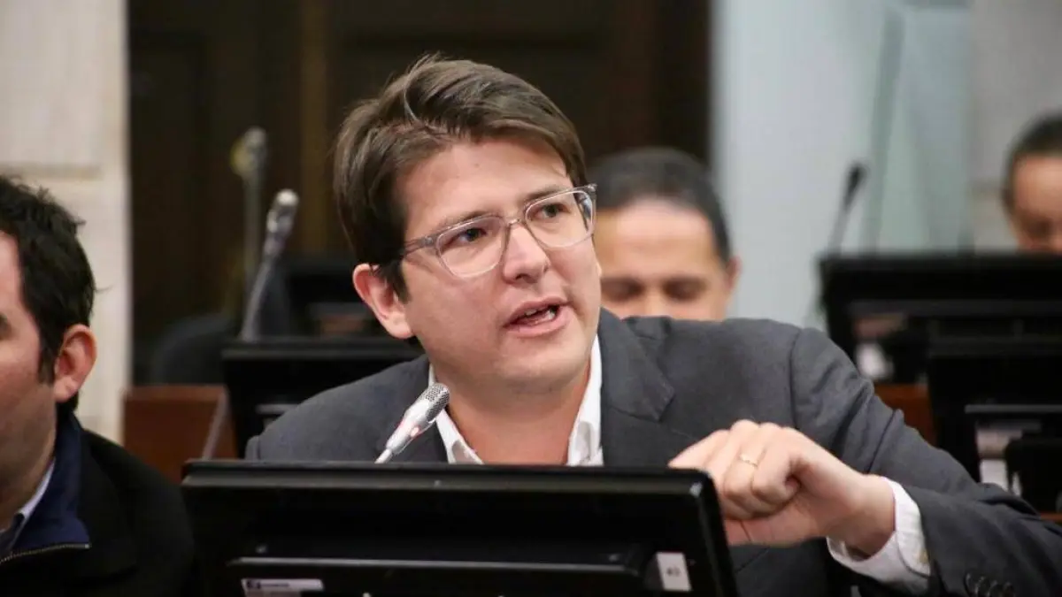Los líderes sociales sobresalientes y las personalidades importantes de la política de Cauca lamentaban la muerte del senador Miguel Uribe

 – Desde dentro
